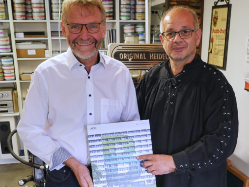 Hofgartenmanufaktur konzipiert handverlesenen Oldtimer Mercedes-Compagnon