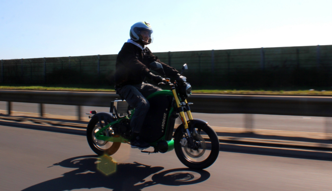 Innovatives Elektromotorrad eROCKIT: Verstärkung für Brandenburger eMobility-Startup