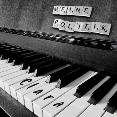 Meine Politik-Die neue textstarke Ballade von Clara