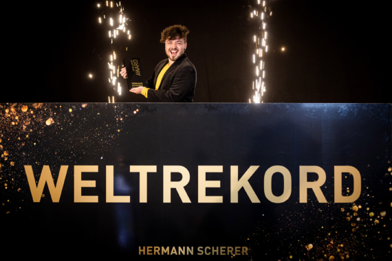 Weltrekord in Berlin: Enrico Fricke bringt das Feuer zurück