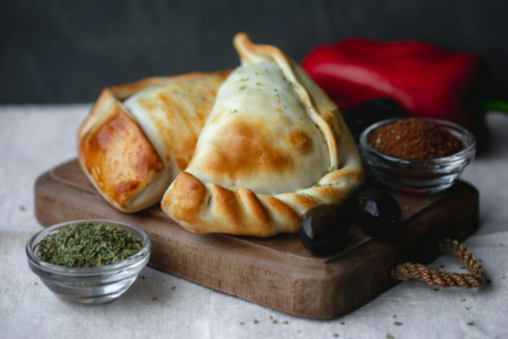 Quinoa-Empanada by Carla Marina Kalp: glutenfrei & köstlich
